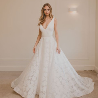 Nicola Anne Gardener Overskirt